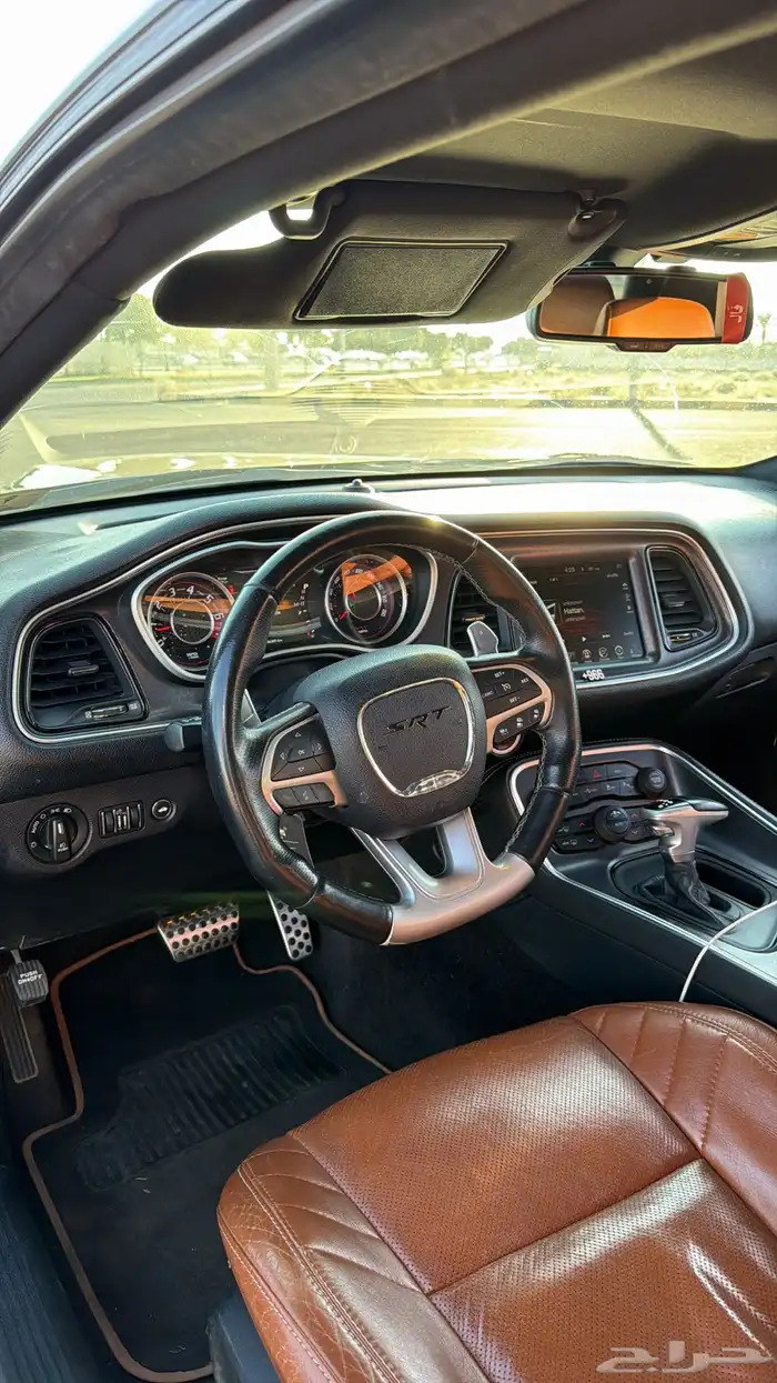 تشالنجر SRT 2015 6.4 لون نادر 11