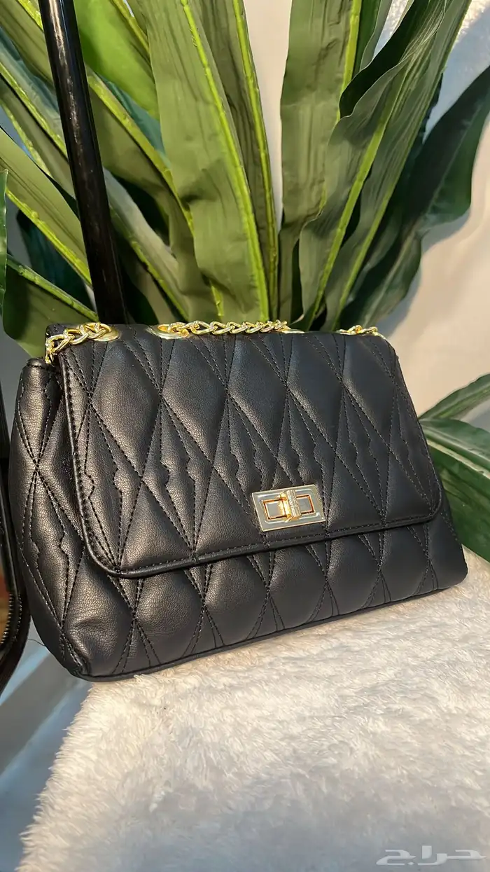 جميع الاشناط 35 ريال فقط بيع ربع درزن ونص وبالدرزن 43