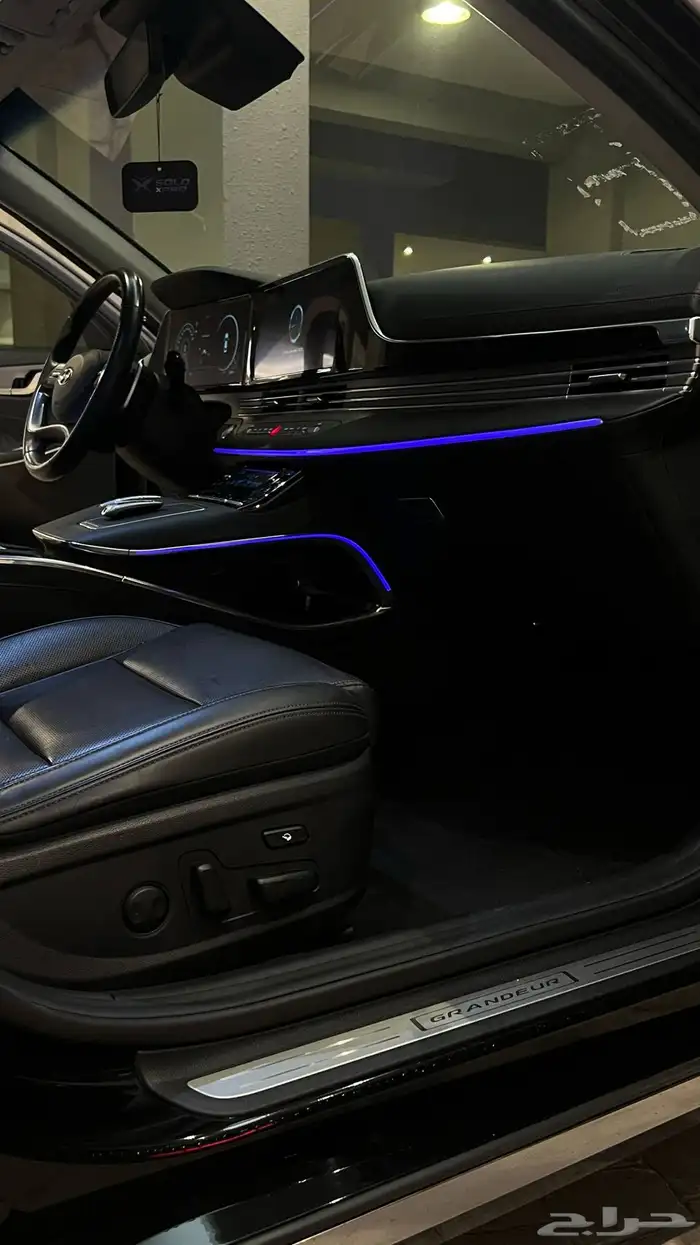 ازيرا ( كاليجرافي ) 2020 ( بنزين 6V ) فل اوبشن ديجيتال 29