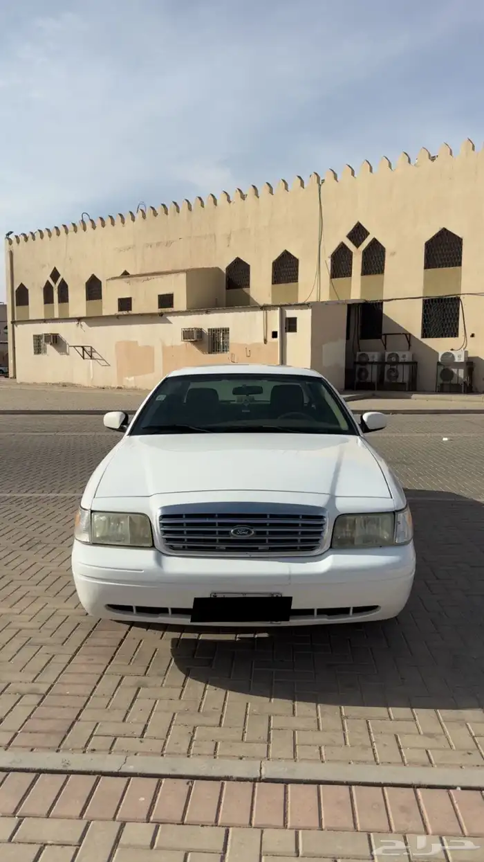 فورد فكتوريا 2011 0