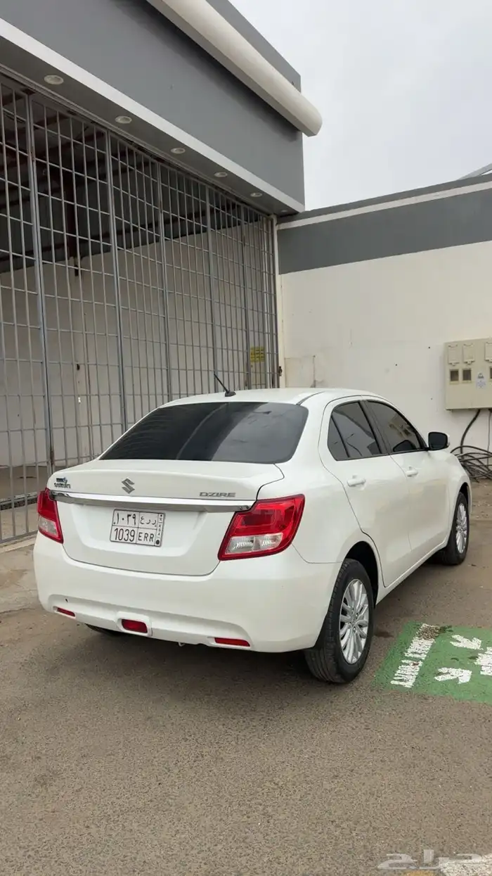 سزوكي ديزاير 2023 نظيفه 0