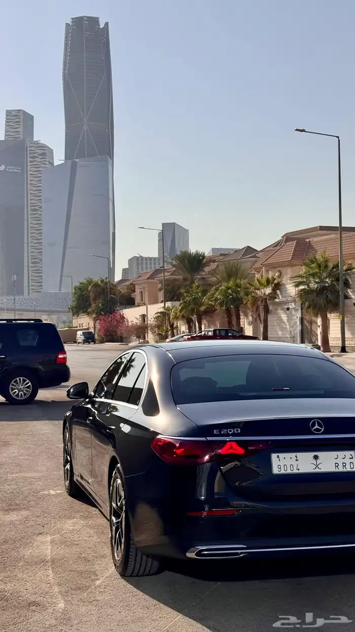 مرسيدس E200 بحالة الوكالة ( جديد ) 13