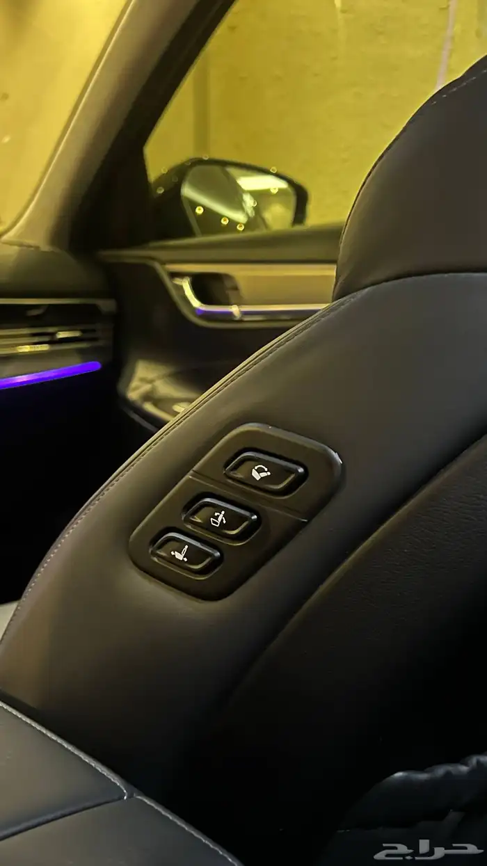 ازيرا ( كاليجرافي ) 2020 ( بنزين 6V ) فل اوبشن ديجيتال 35