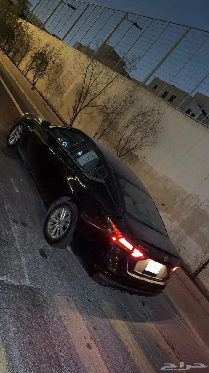 التيما2022اسود ستاندر 1