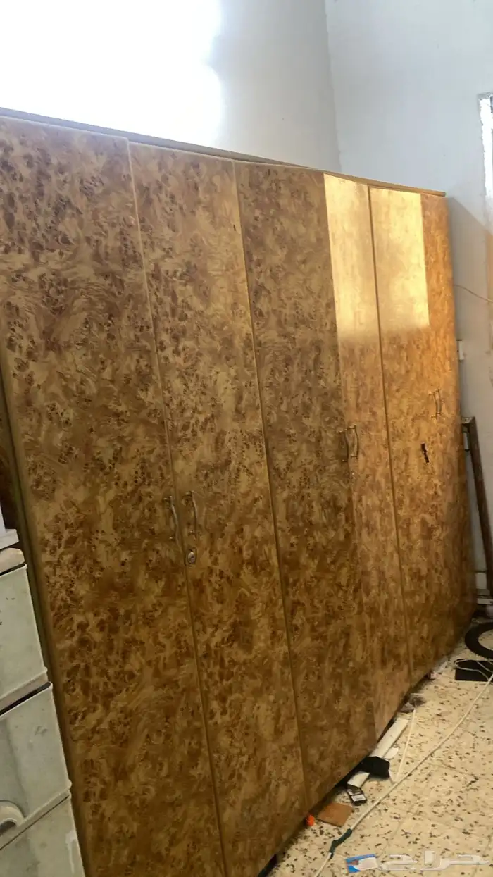 دولاب كبير للبيع 0