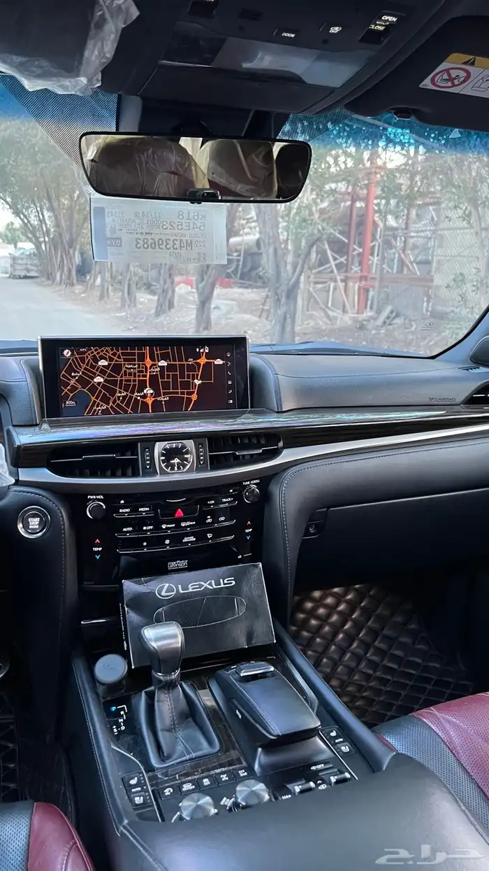 لكزس LX570 2021 20
