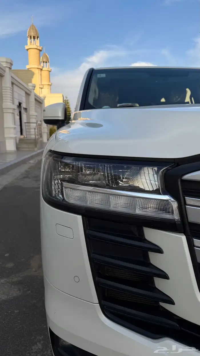 لاندكروزر 2022 L4 سعودي 12
