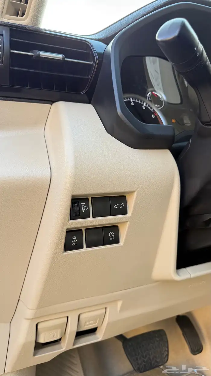 لاندكروزر 2022 L4 سعودي 20