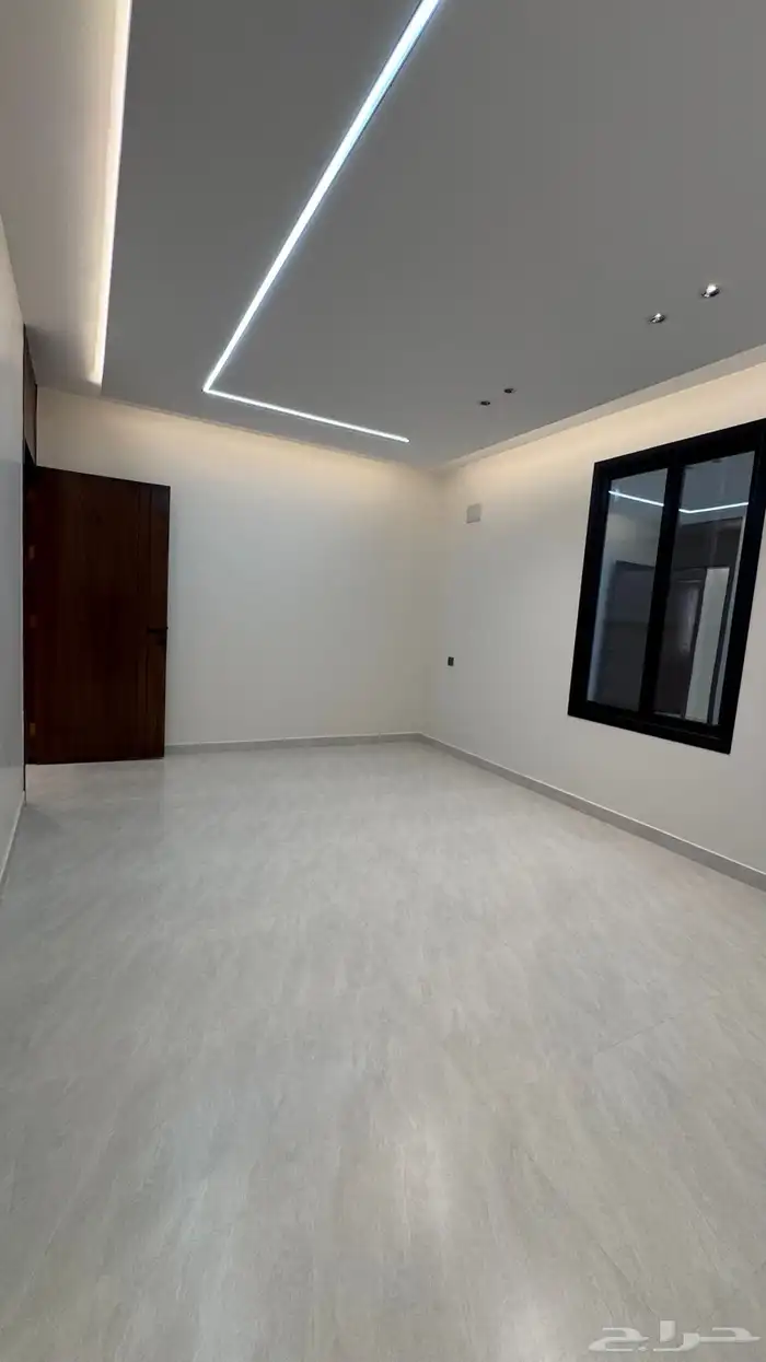 للبيع شقه علويه 6 غرف من 500 الف المحاله ابها 11