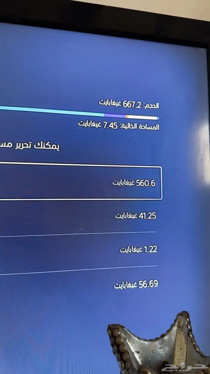 سوني 5 معه يدتين معه شريطين و استاند نظيفهه 3
