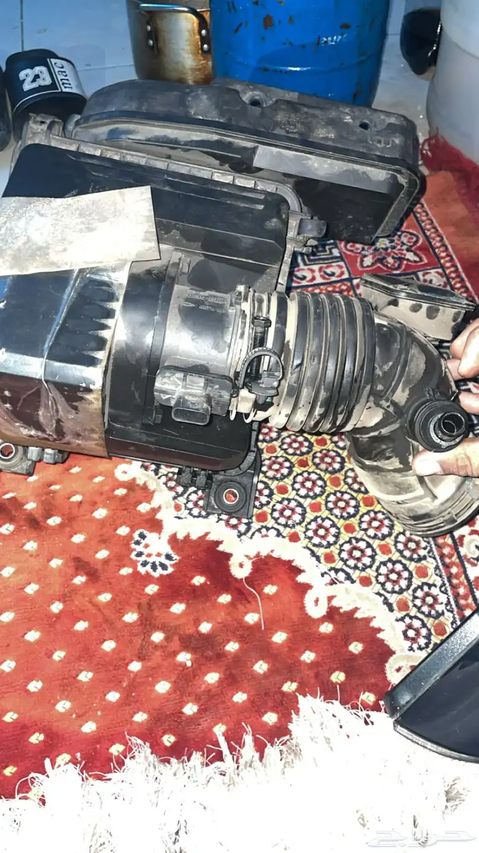 مرايات يمين اصلي سوده ويسار صيني ابيض وقربت هوا اصلي كامله 7