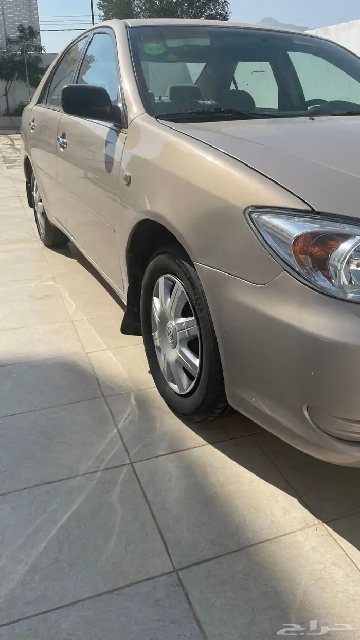 كامري للبيع او البدل بهايلكس غماره2009وفوق 7