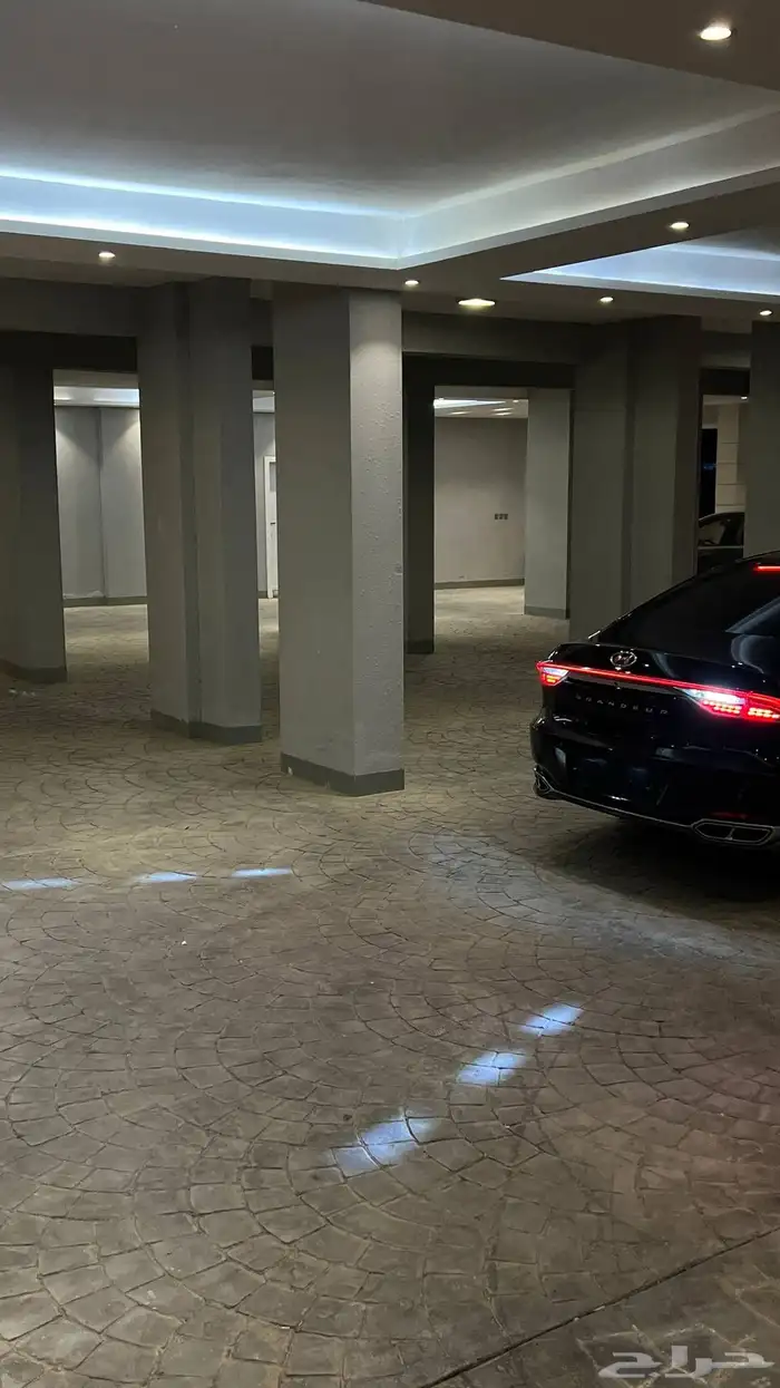 ازيرا ( كاليجرافي ) 2020 ( بنزين 6V ) فل اوبشن ديجيتال 7