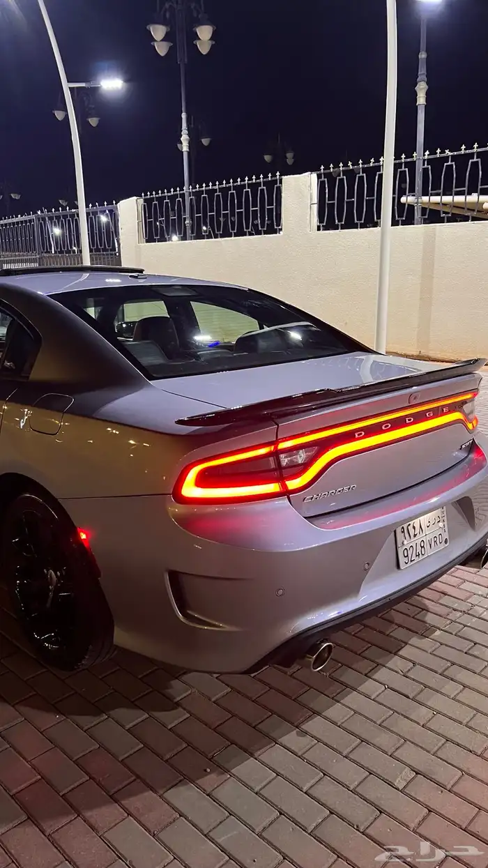 دوج تشارجر 1