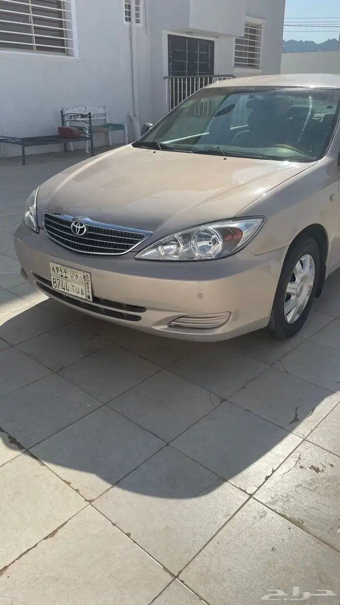 كامري للبيع او البدل بهايلكس غماره2009وفوق 5