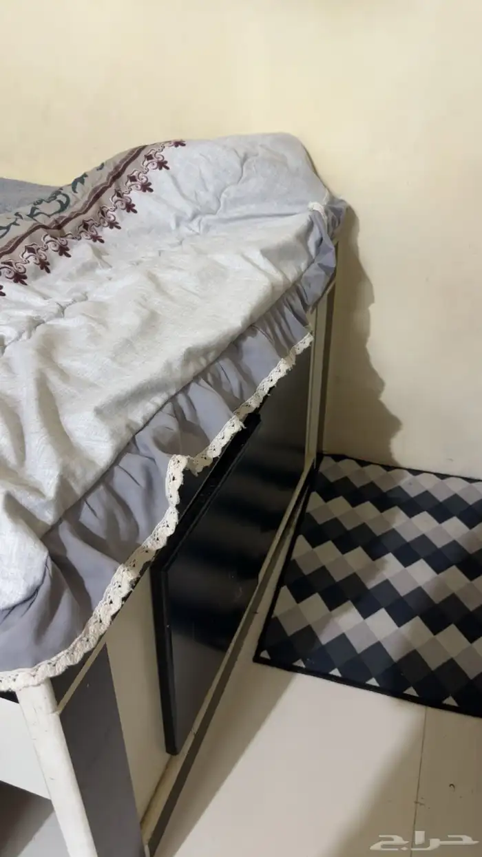 سرير خشب استخدام نظيف للبيع 2