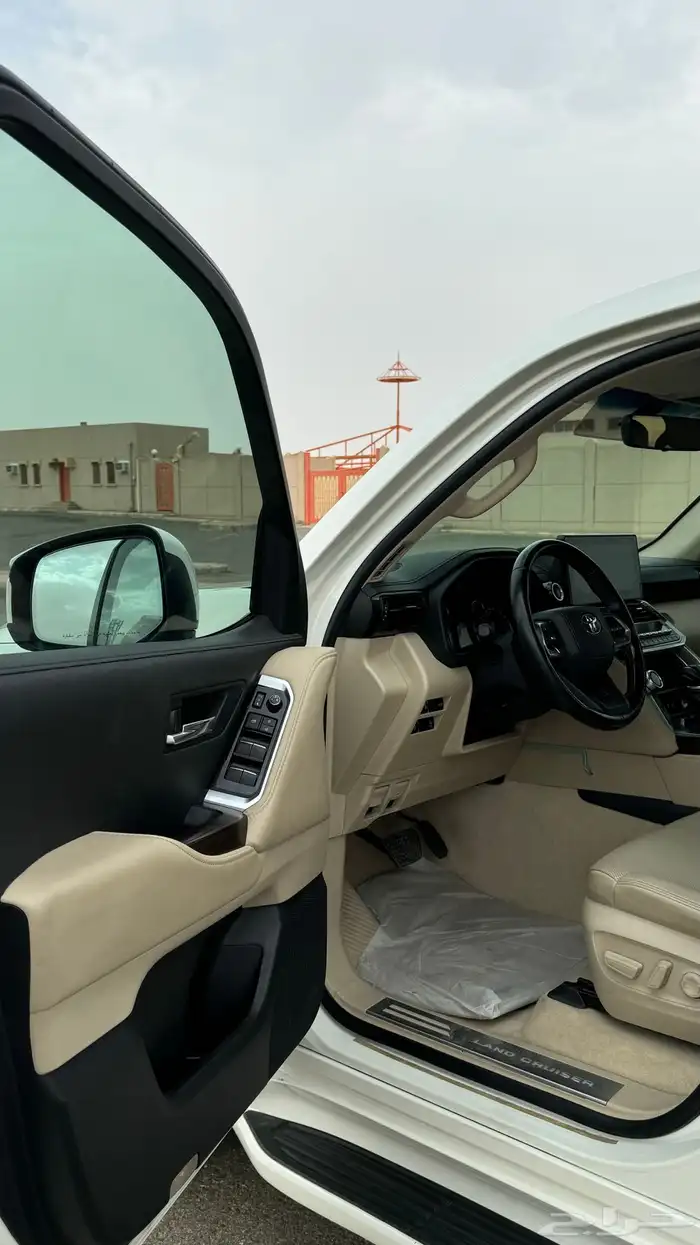 لاندكروزر 2022 L4 21
