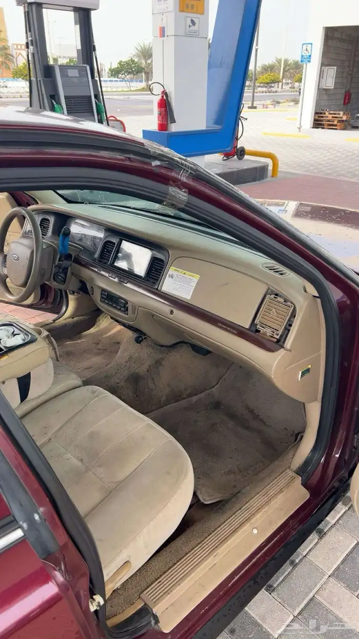 فورد فكتوريا 15