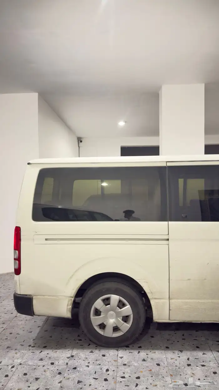 تويوتا باص هايس 2012 وكاله ممشى قليل للبيع 4