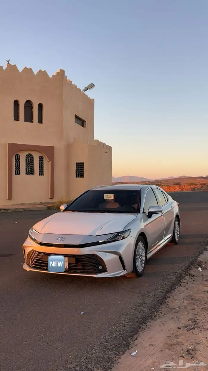 كامري LE 2025 بحالة الوكالة 0