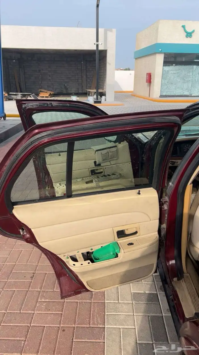 فورد فكتوريا 16