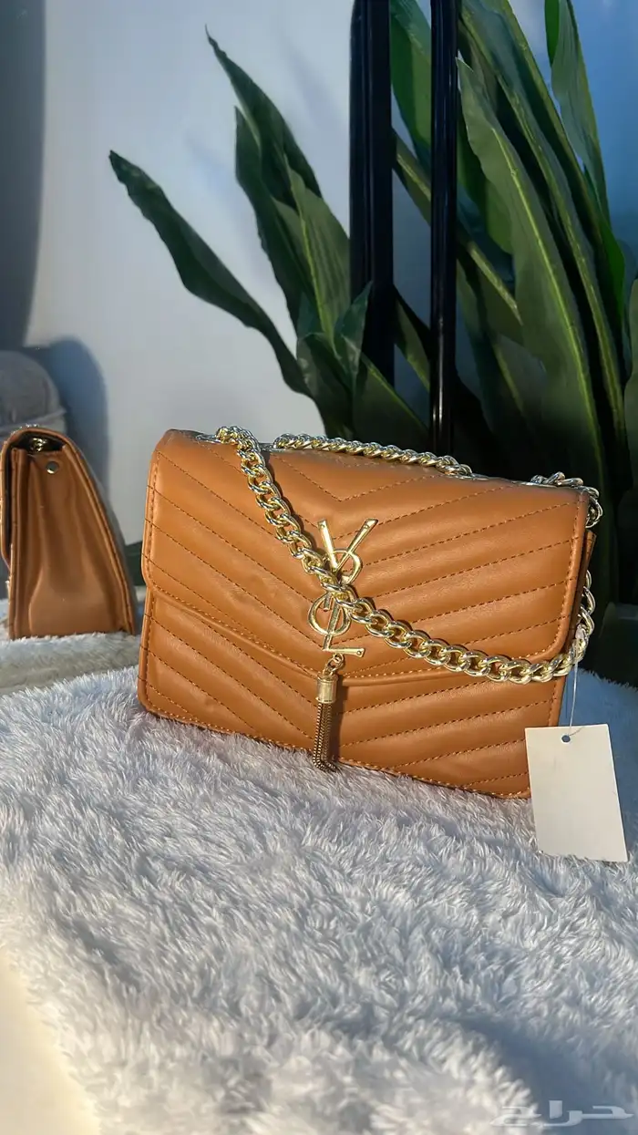 جميع الاشناط 35 ريال فقط بيع ربع درزن ونص وبالدرزن 71