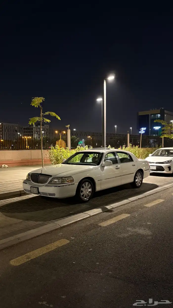 لنكولن تاون كار 6