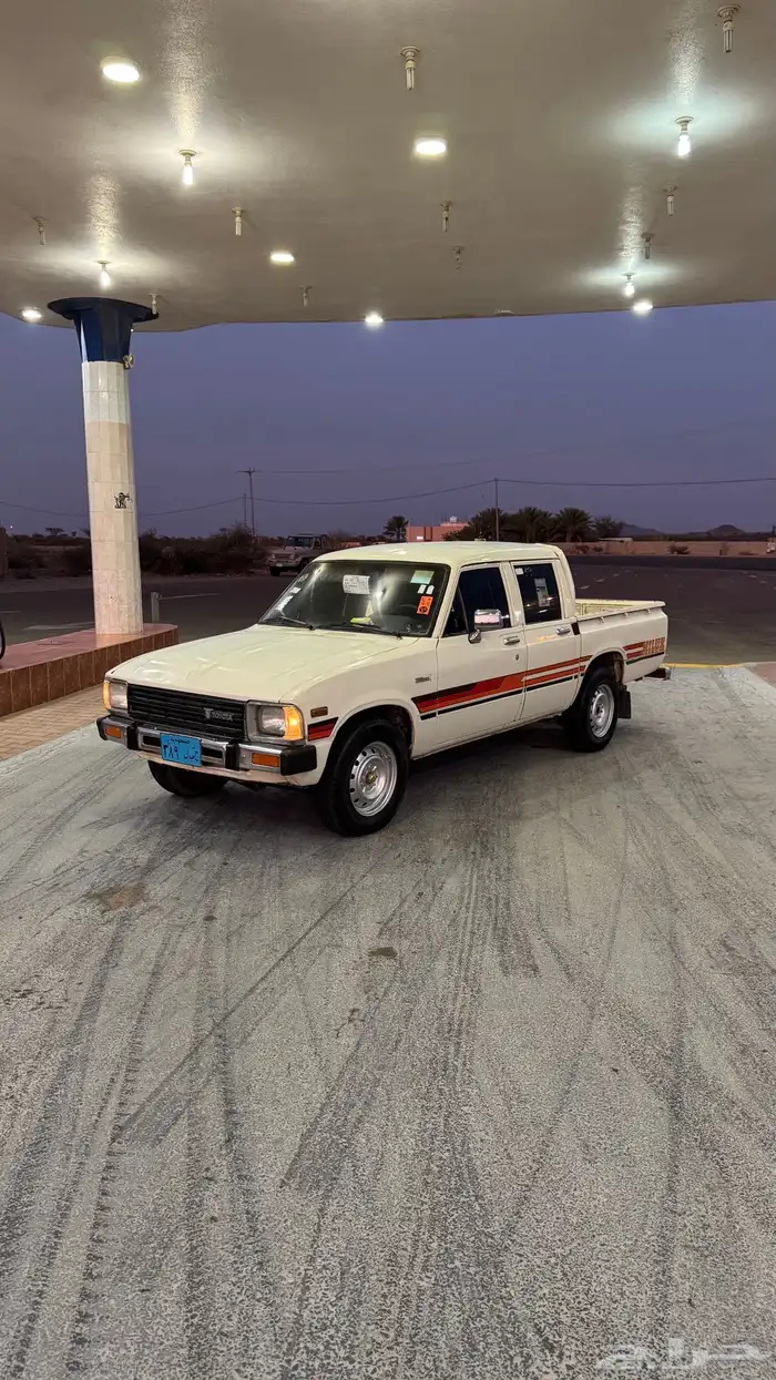 هايلوكس 1982 نضيفه 7