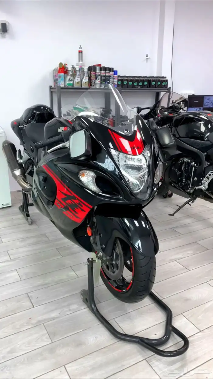 هايبوزا 2011 اسود فيابر بلد 2