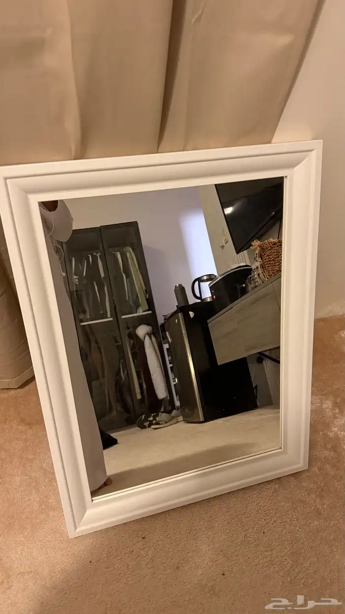 دولاب ملابس وتلفزيون وتسريحه 6