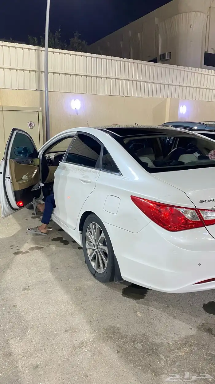 للبيع سوناتا 2013 2