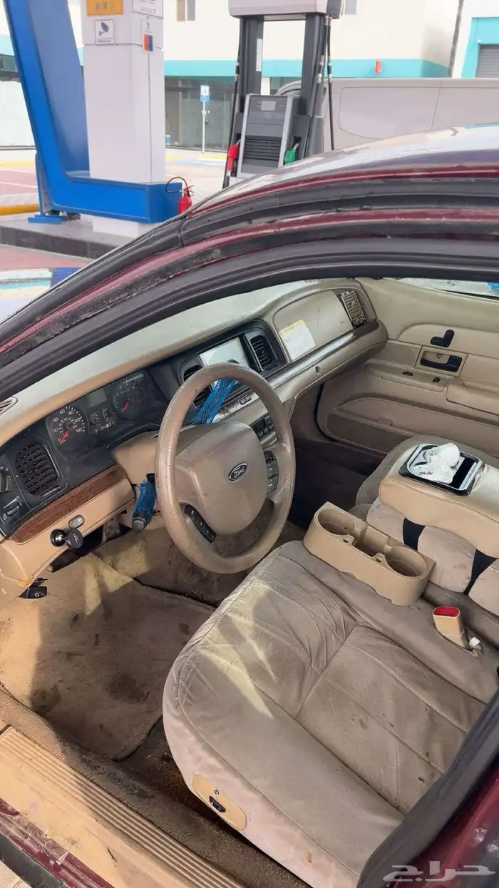 فورد فكتوريا 9