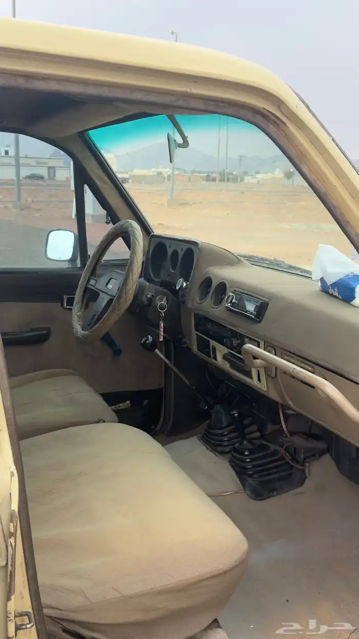 لاندكروزر 1983 3