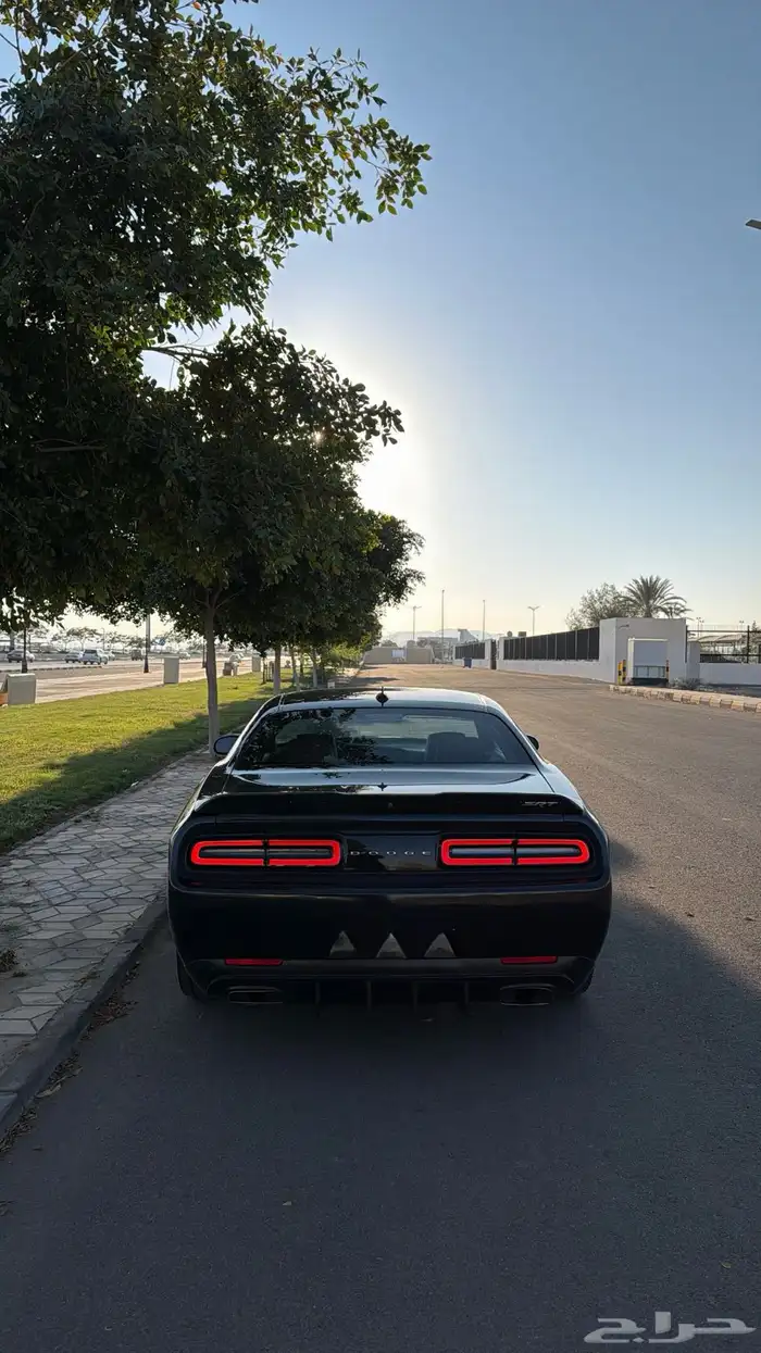 تشالنجر SRT 2015 6.4 لون نادر 1