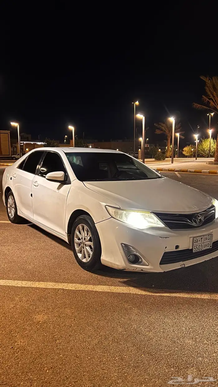 اعرض لكم كامري 2014 شرط المحركات البدي لا اعلم فيه 2