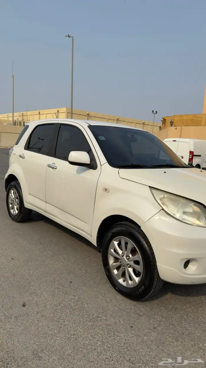 جيب ديهاتسو تيريوس 2013 دبل نظيف 4