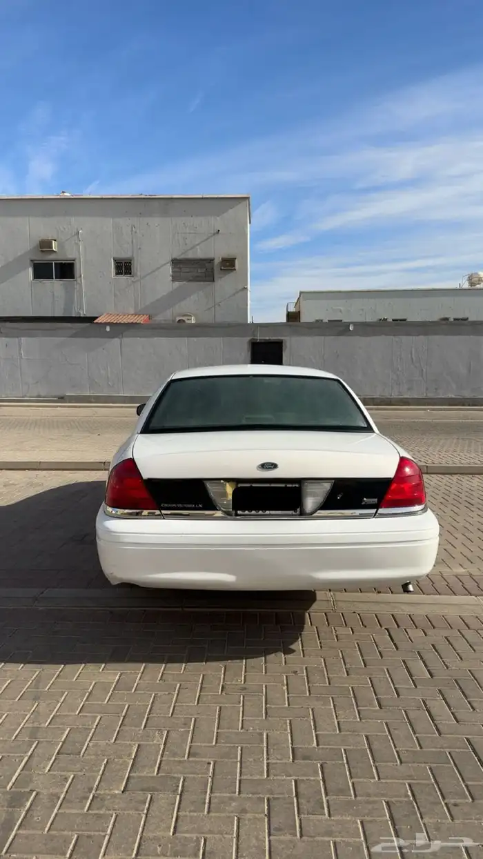 فورد فكتوريا 2011 5