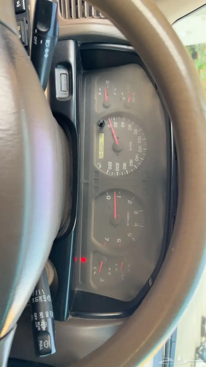 لاندكروزر 2000 18