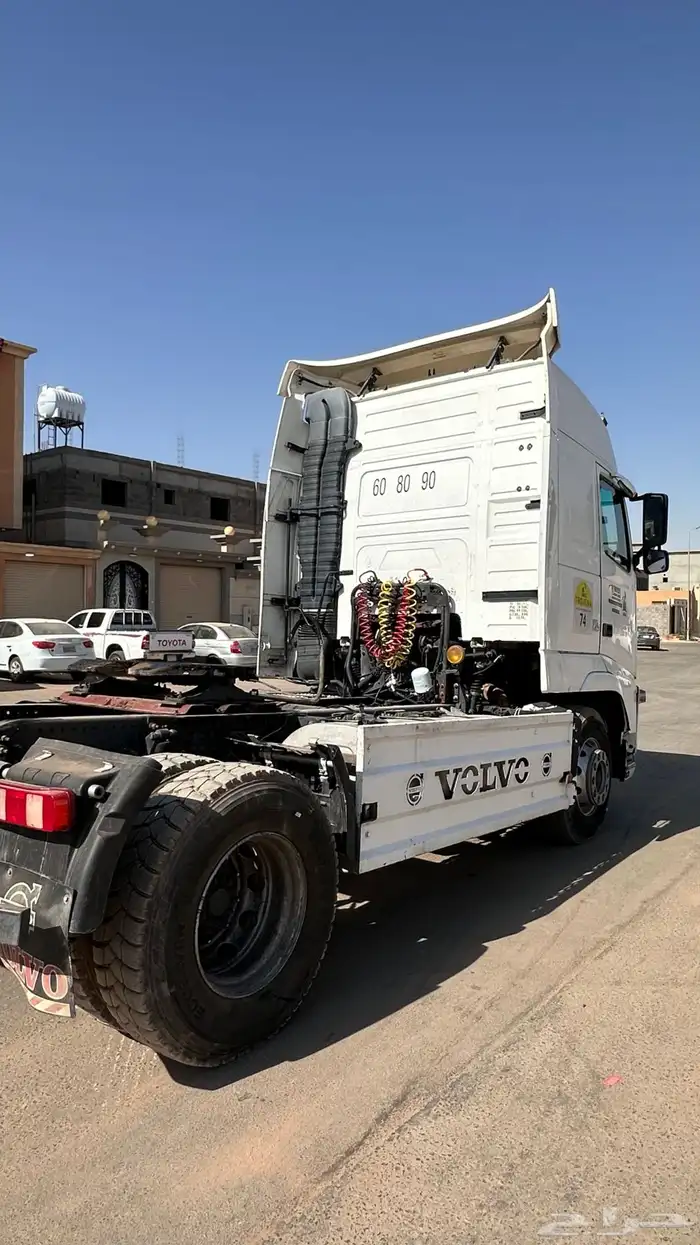 للبيع راس تريله فلفو 2006 2