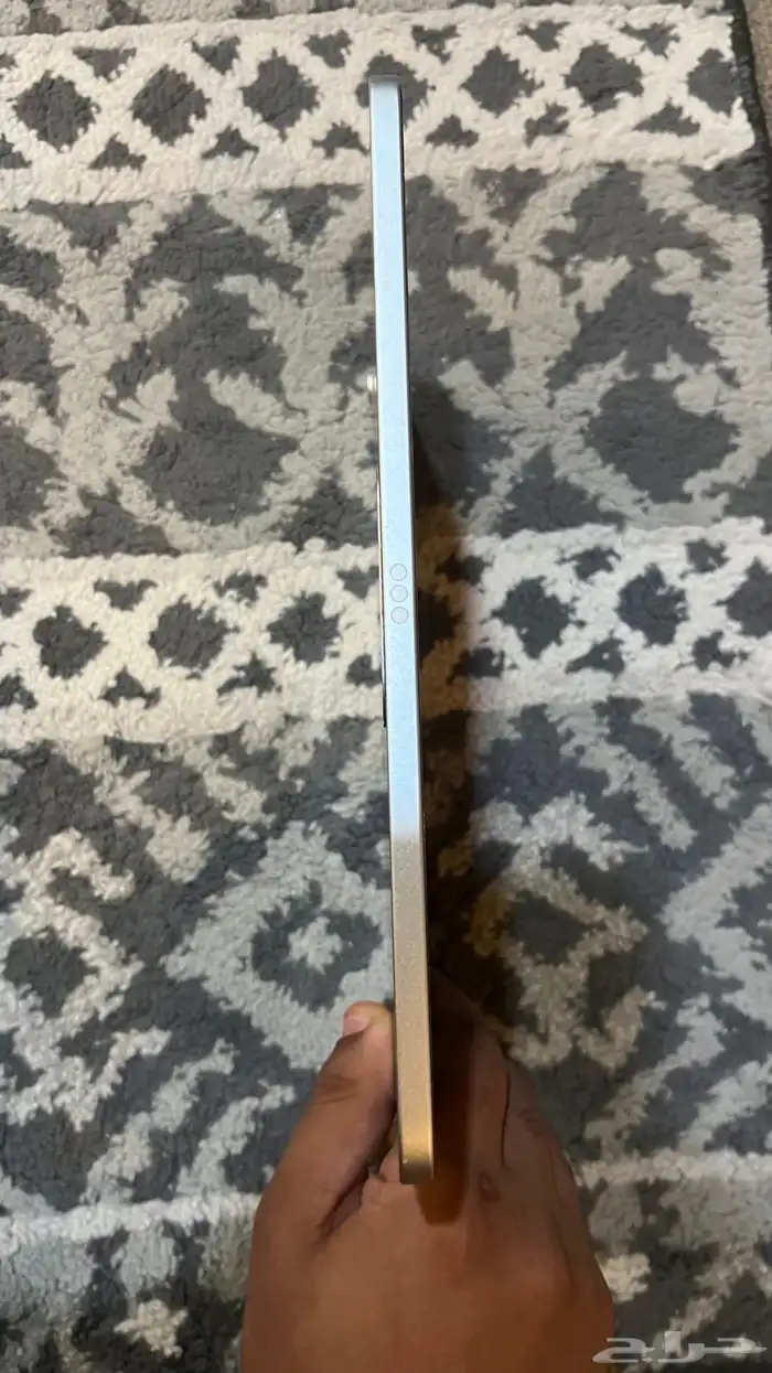 ايباد الجيل العاشر ( 256 قيقا شبه شديد ) 2