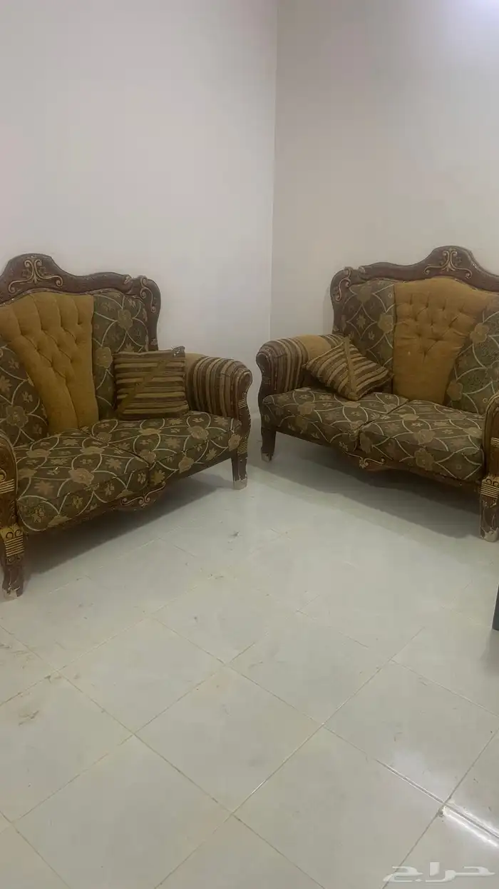 جلسه-ستاره مكنسه-دفايه-كنبه-سرير اطفال-طاوله ارضيه-مايكرويف 3