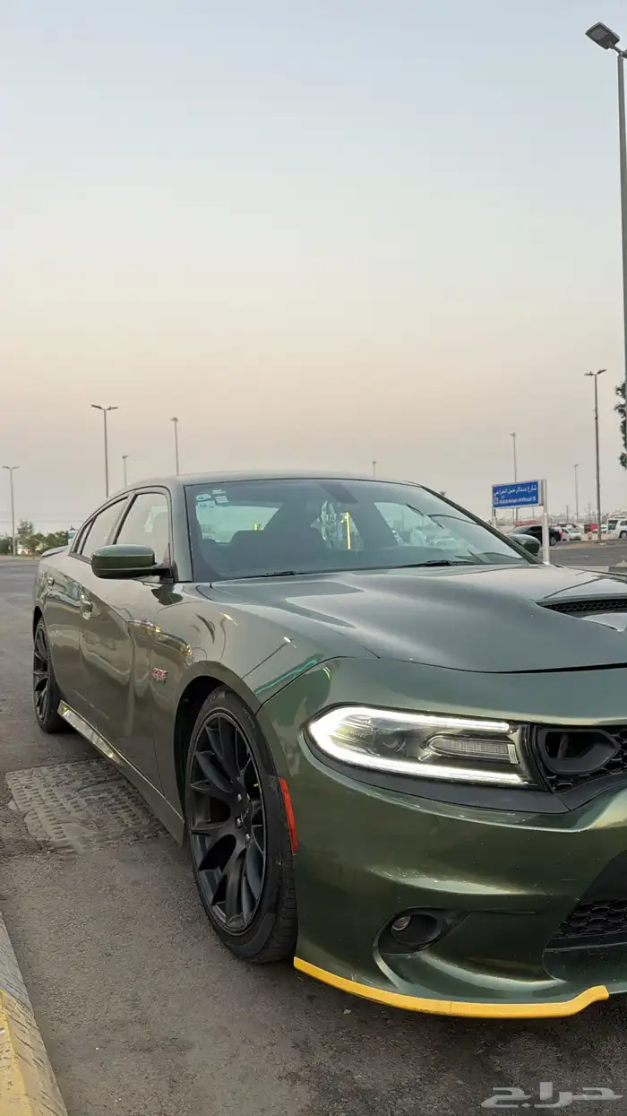 دودج تشارجر 2019 اخضر زيتي معدل SRT 5