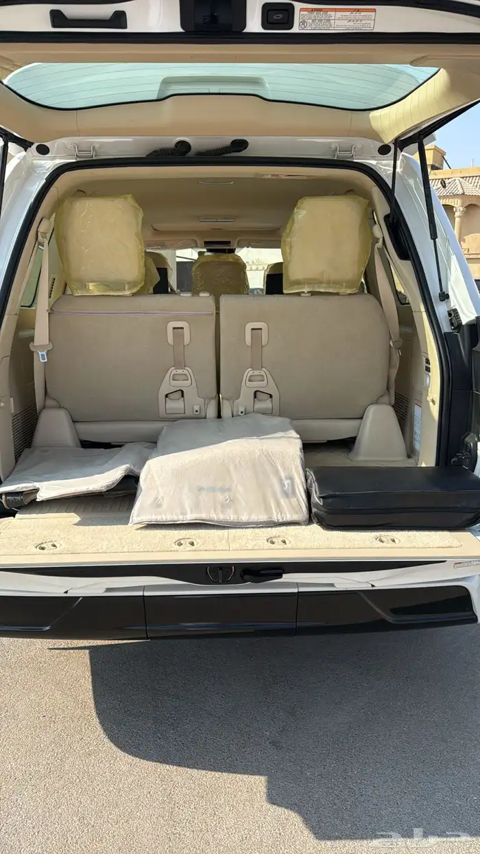 لكزس 2018 فل كامل DD سعودي 10