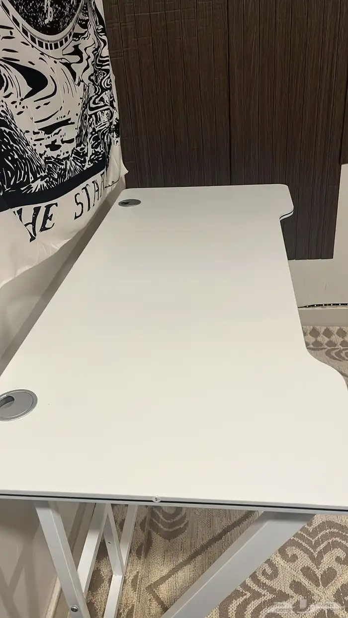 طاولة قيمنق 1