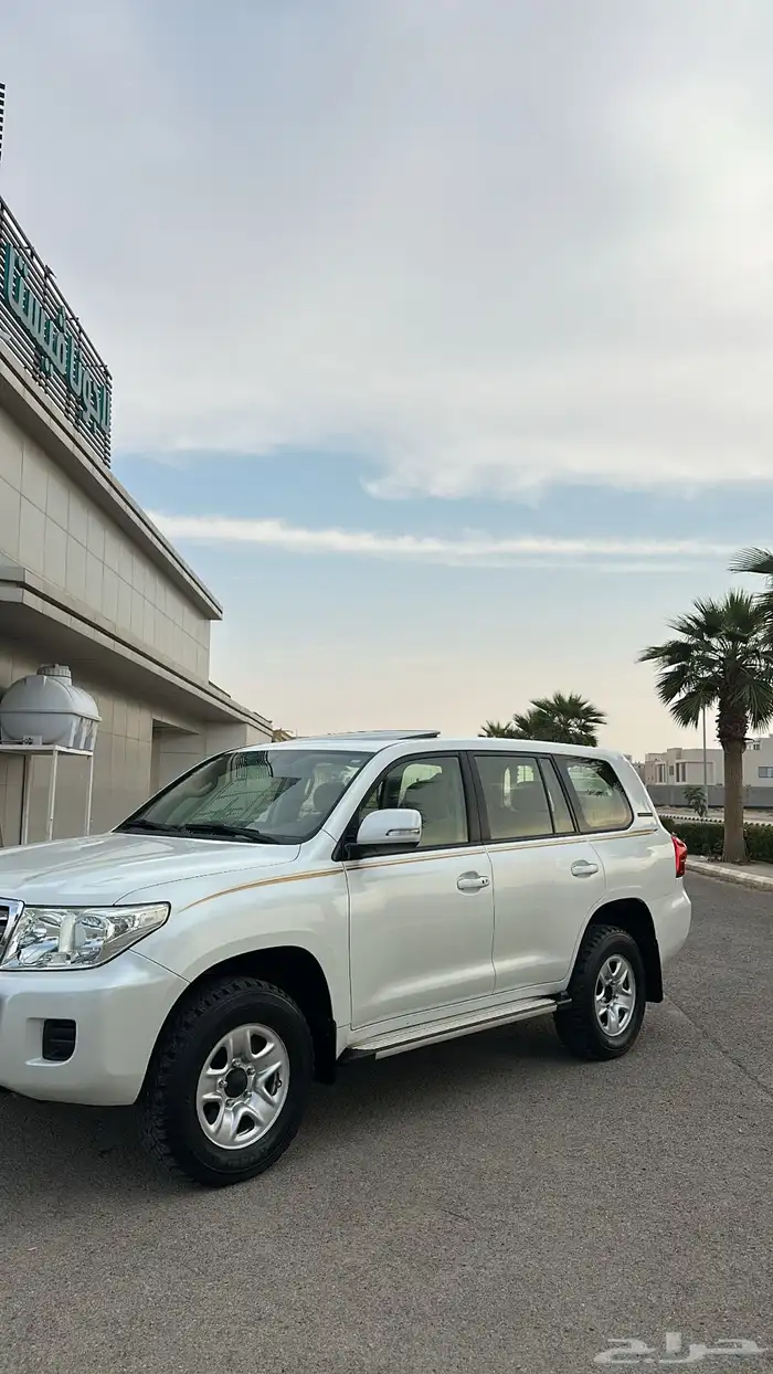 جيب لاندكروزر هدد 2013 17