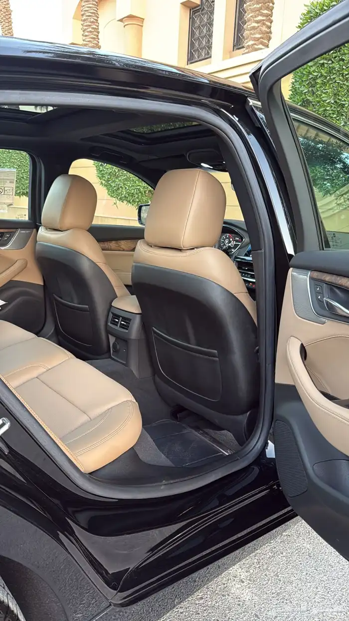 كاديلاك CT5 2023 مخزن 30