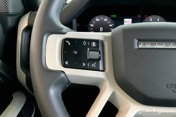 لاند روفر ديفندر Defender 110 X-Dynamic SE موديل 2024 17