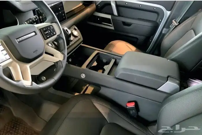 لاند روفر ديفندر Defender 110 X-Dynamic SE موديل 2024 13