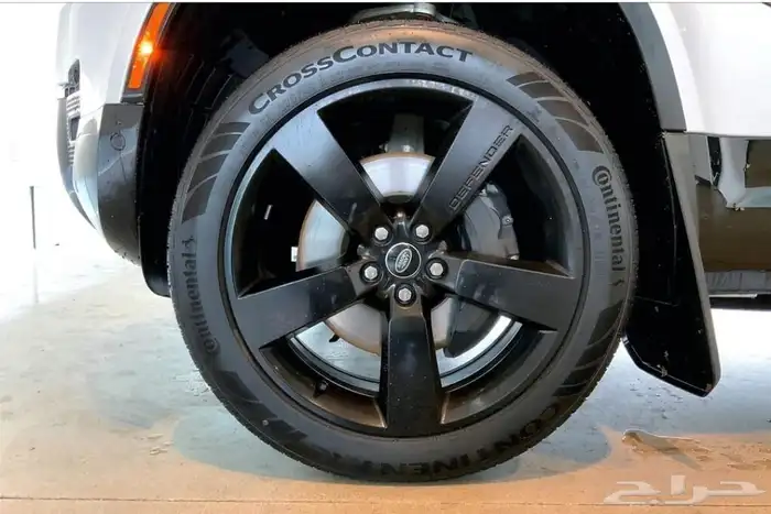 لاند روفر ديفندر Defender 110 X-Dynamic SE موديل 2024 9