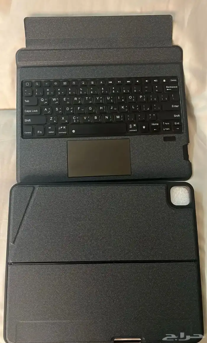كيبورد ايباد برو 13 انش اشتريته وجربته مره وحده وما احتجته 1